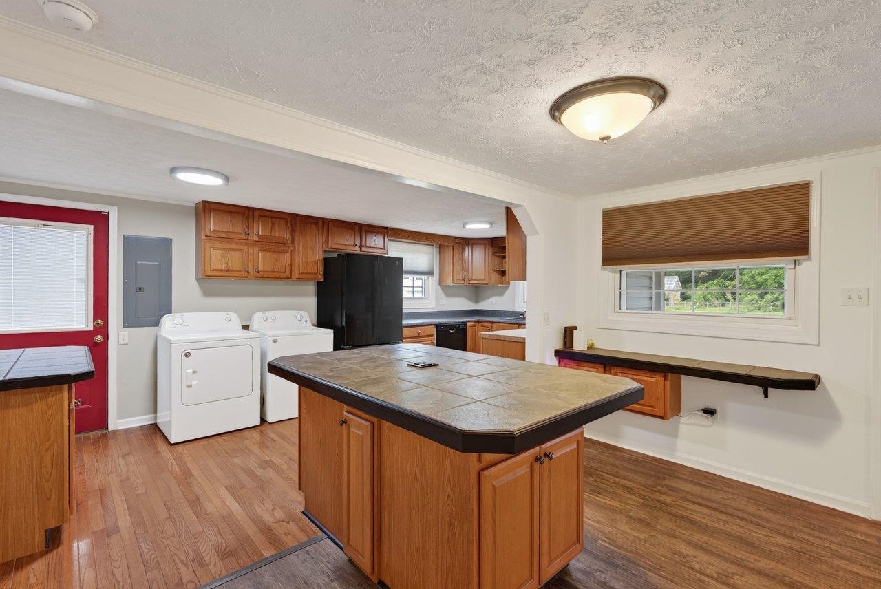 3066 MOUNTAIN FARM RD