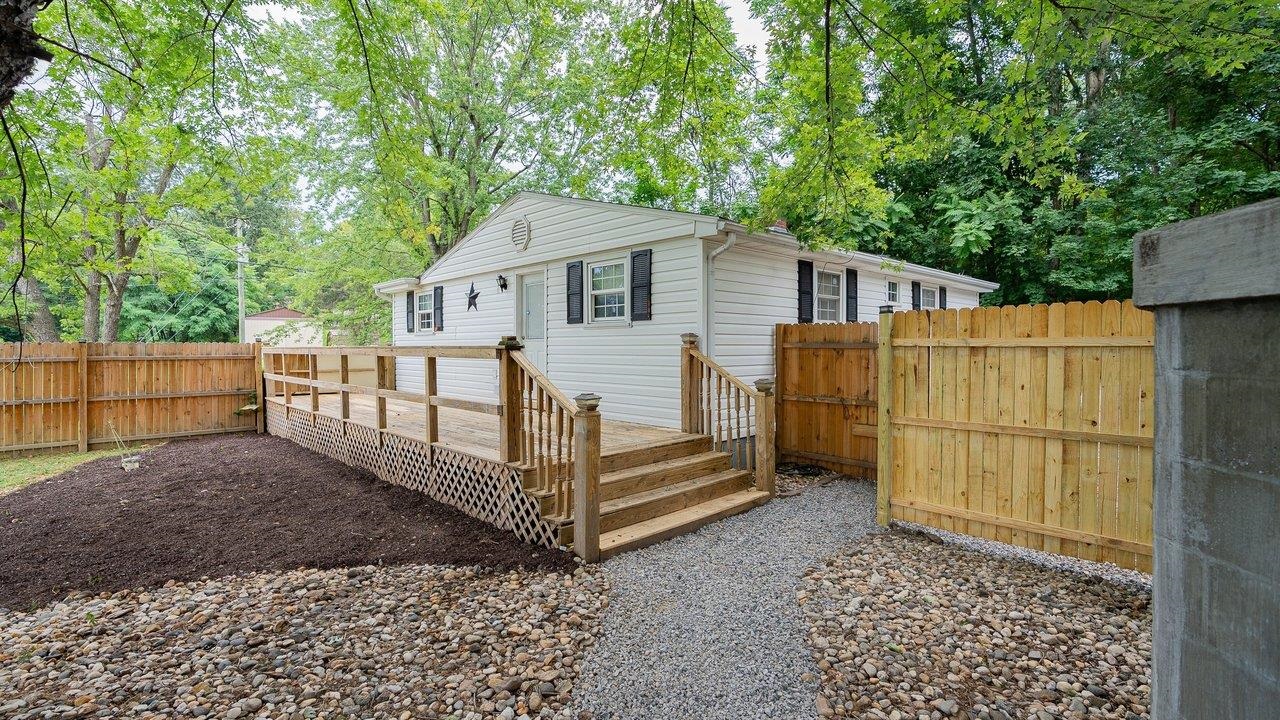 3066 MOUNTAIN FARM RD