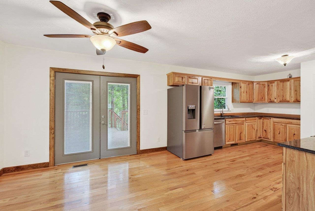 120 RUNKLE CT