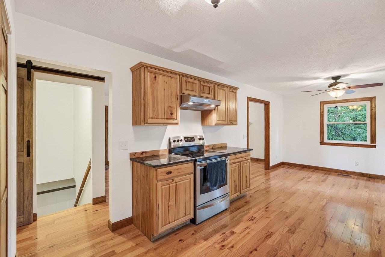 120 RUNKLE CT