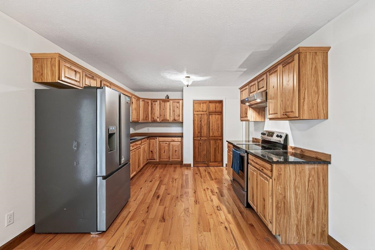 120 RUNKLE CT