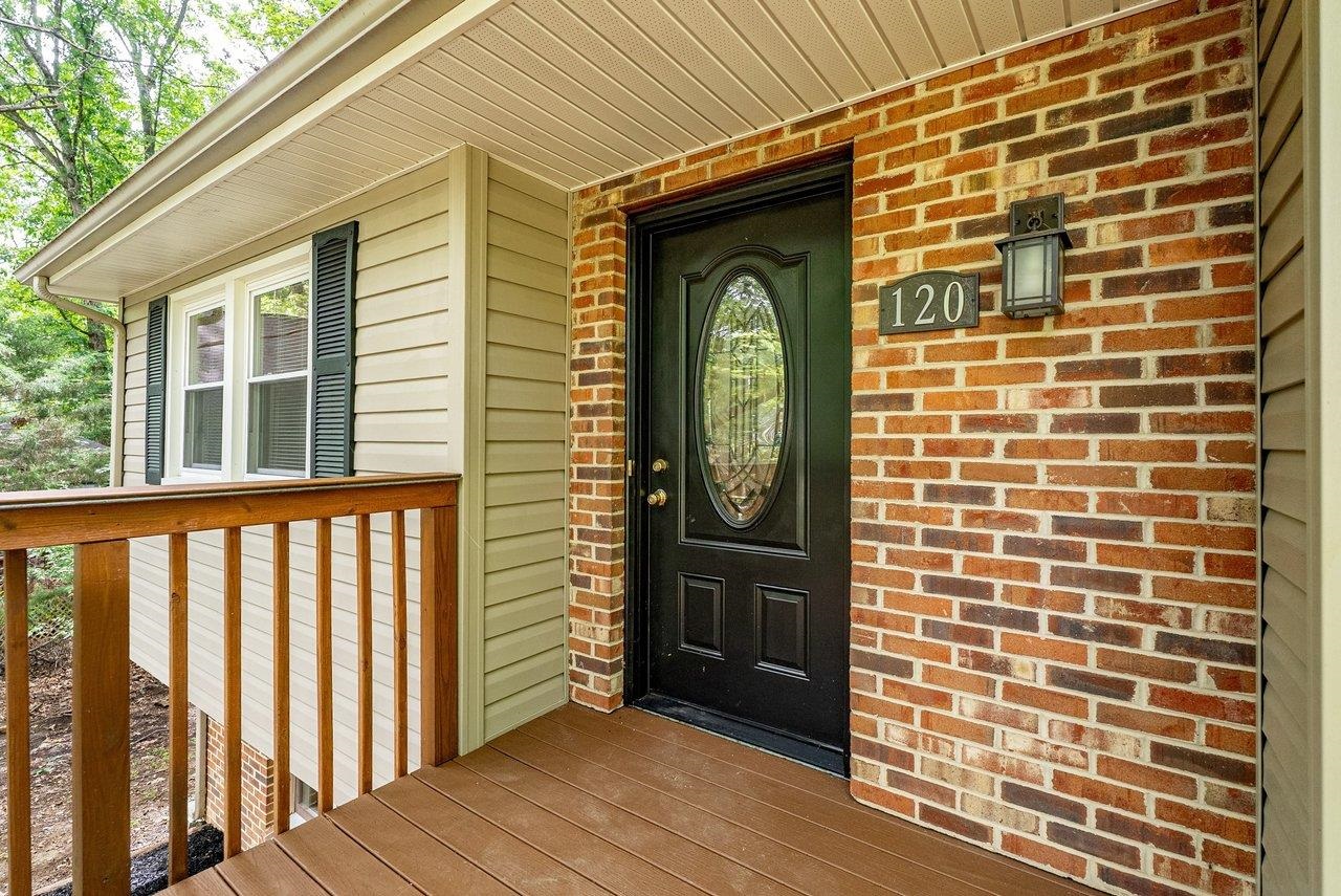 120 RUNKLE CT