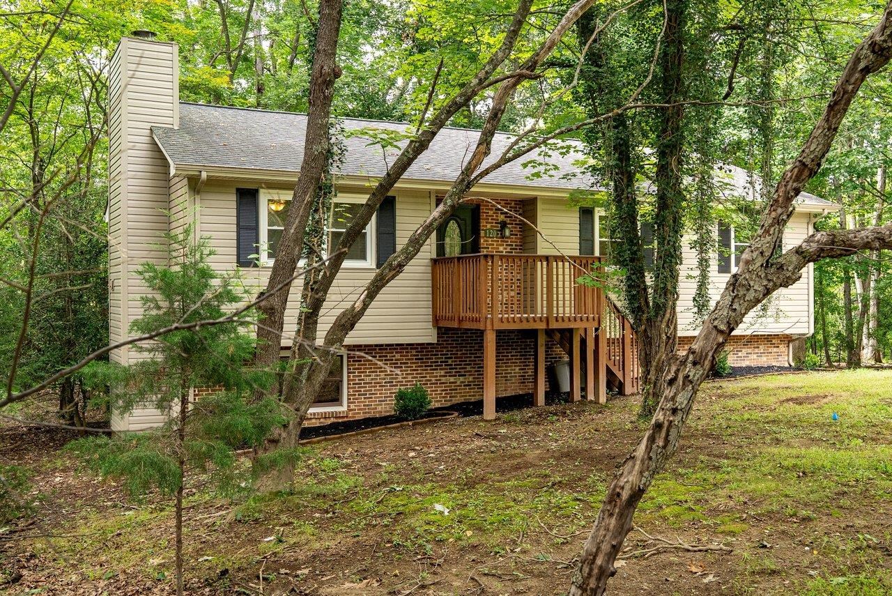 120 RUNKLE CT