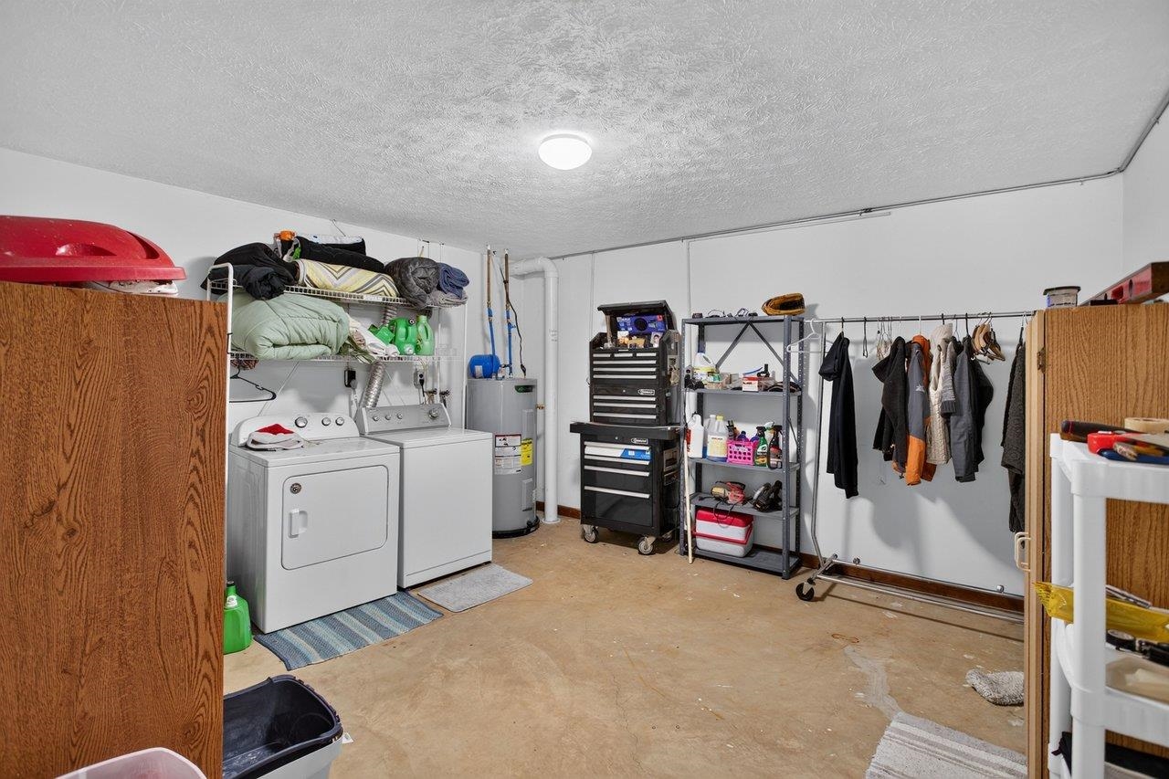 207 CIRCLE VIEW RD