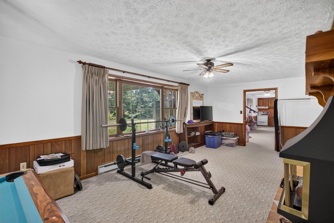 207 CIRCLE VIEW RD