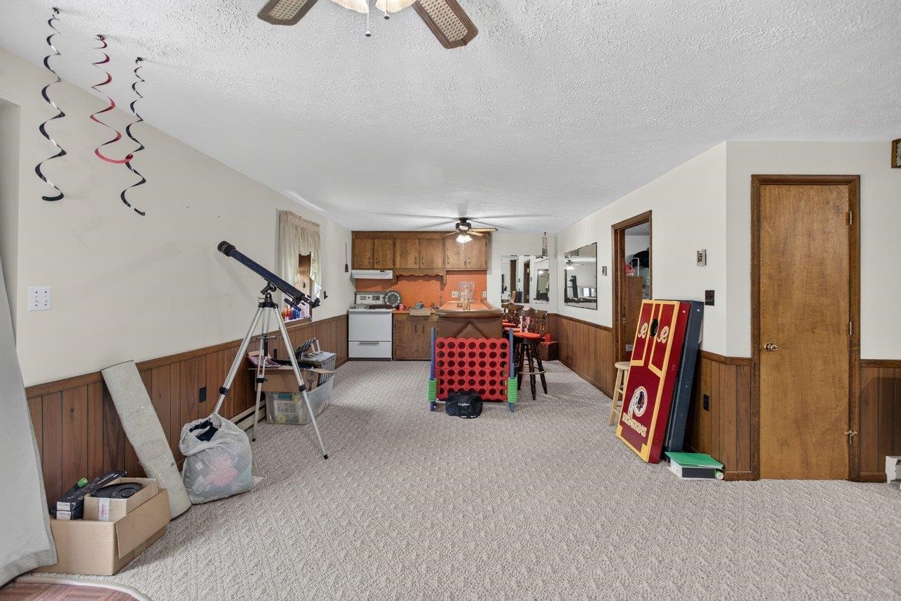 207 CIRCLE VIEW RD
