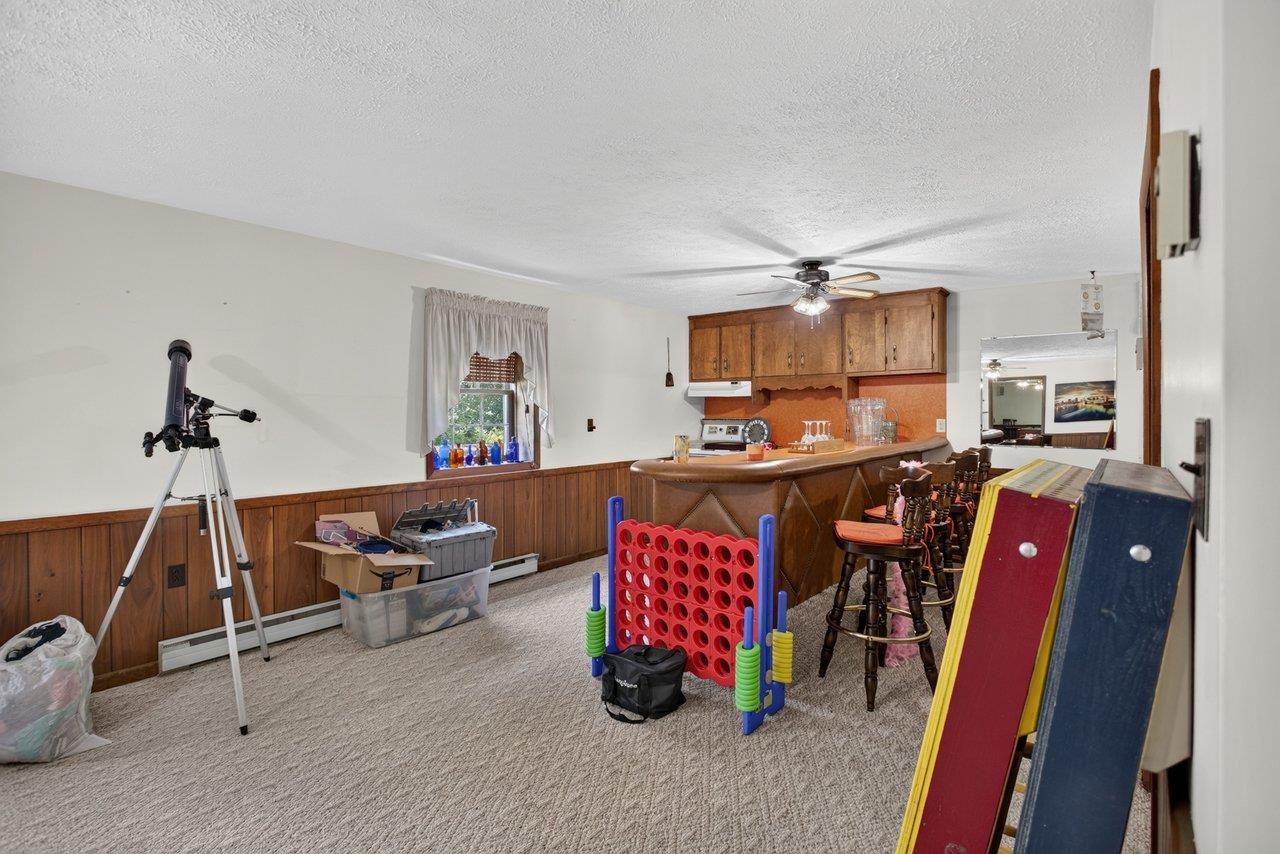 207 CIRCLE VIEW RD