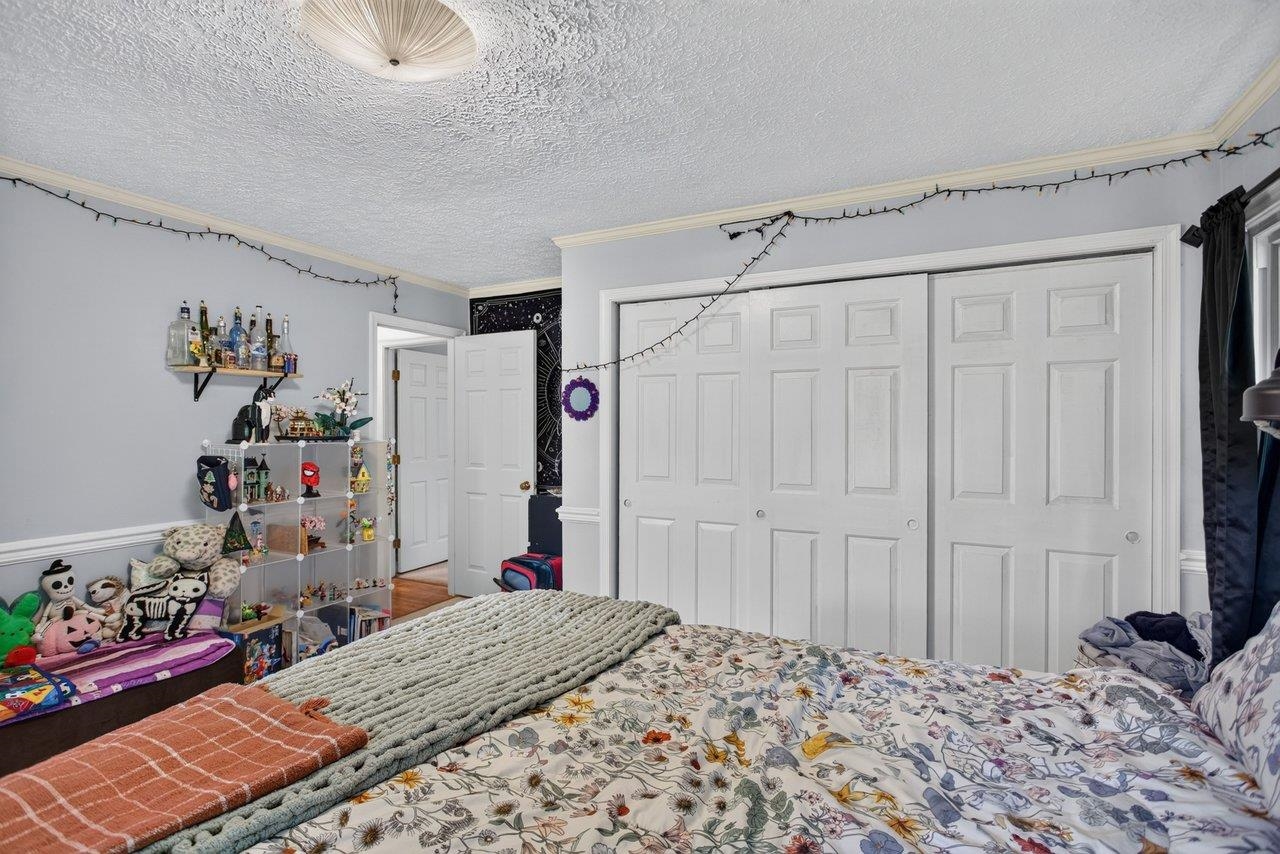 207 CIRCLE VIEW RD