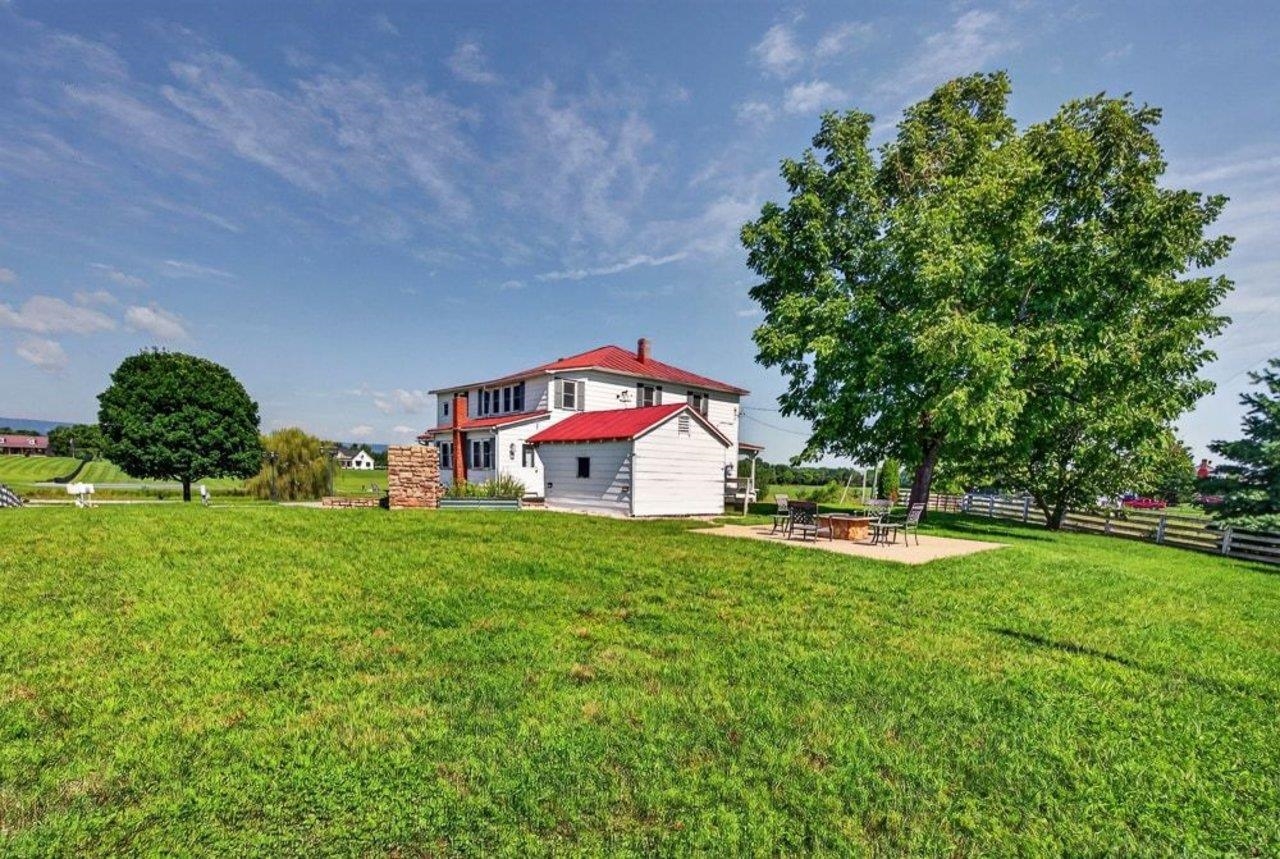 467 VISTA VIEW RD