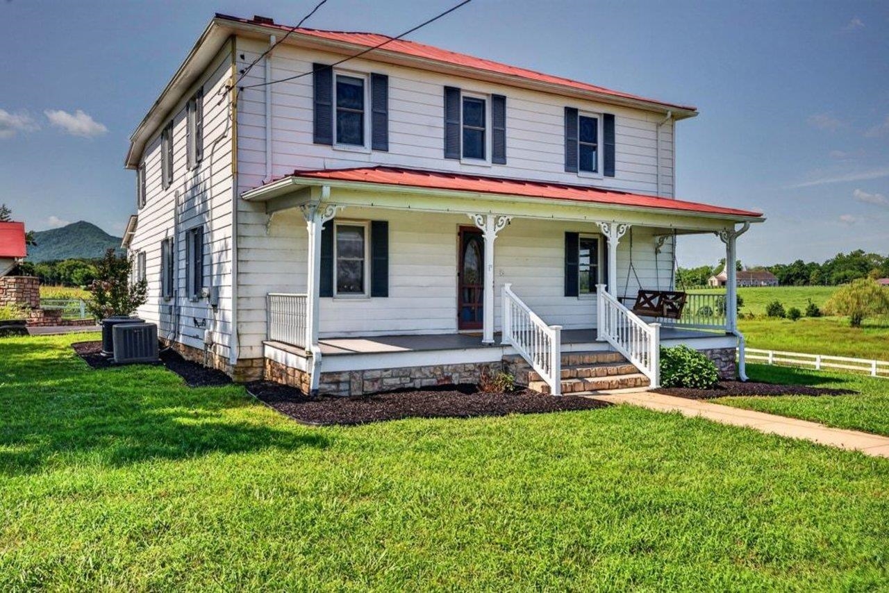 467 VISTA VIEW RD