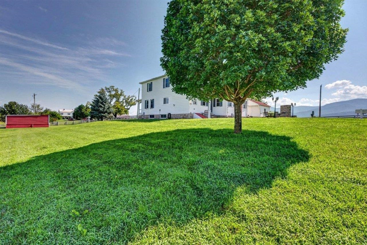 467 VISTA VIEW RD
