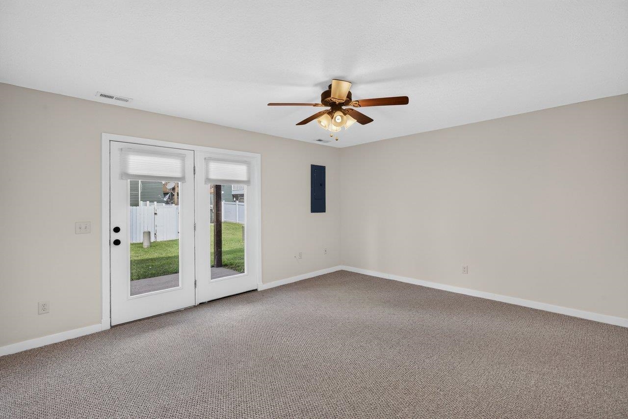 1233 FROST PL