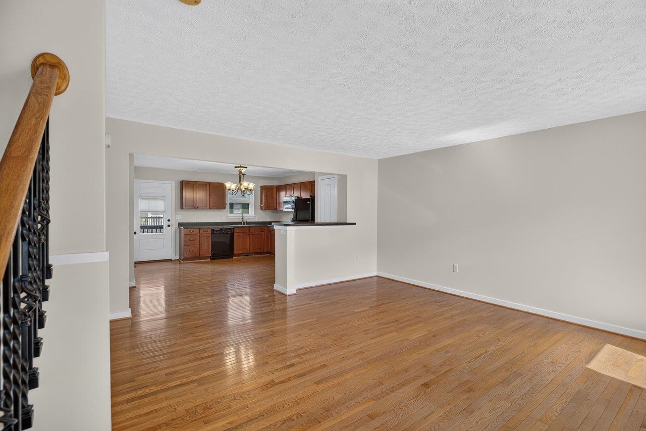 1233 FROST PL
