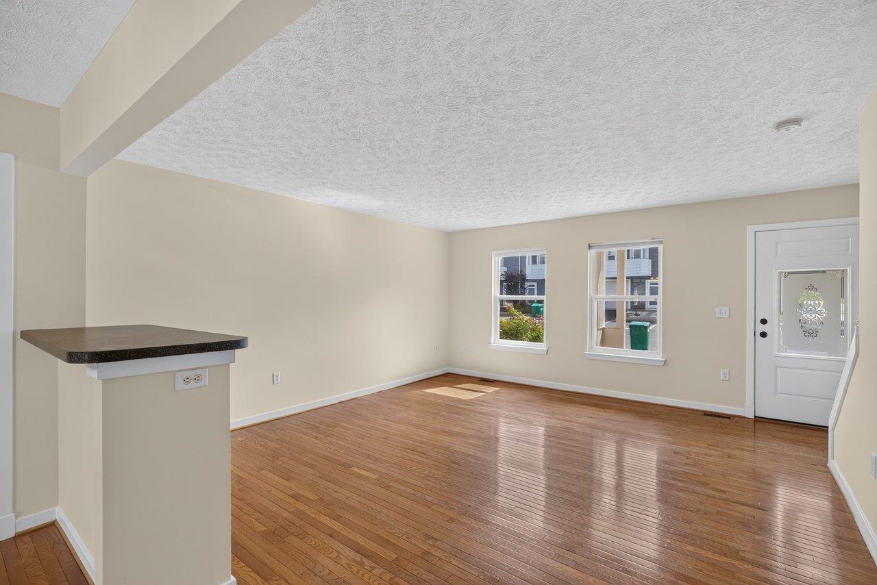 1233 FROST PL