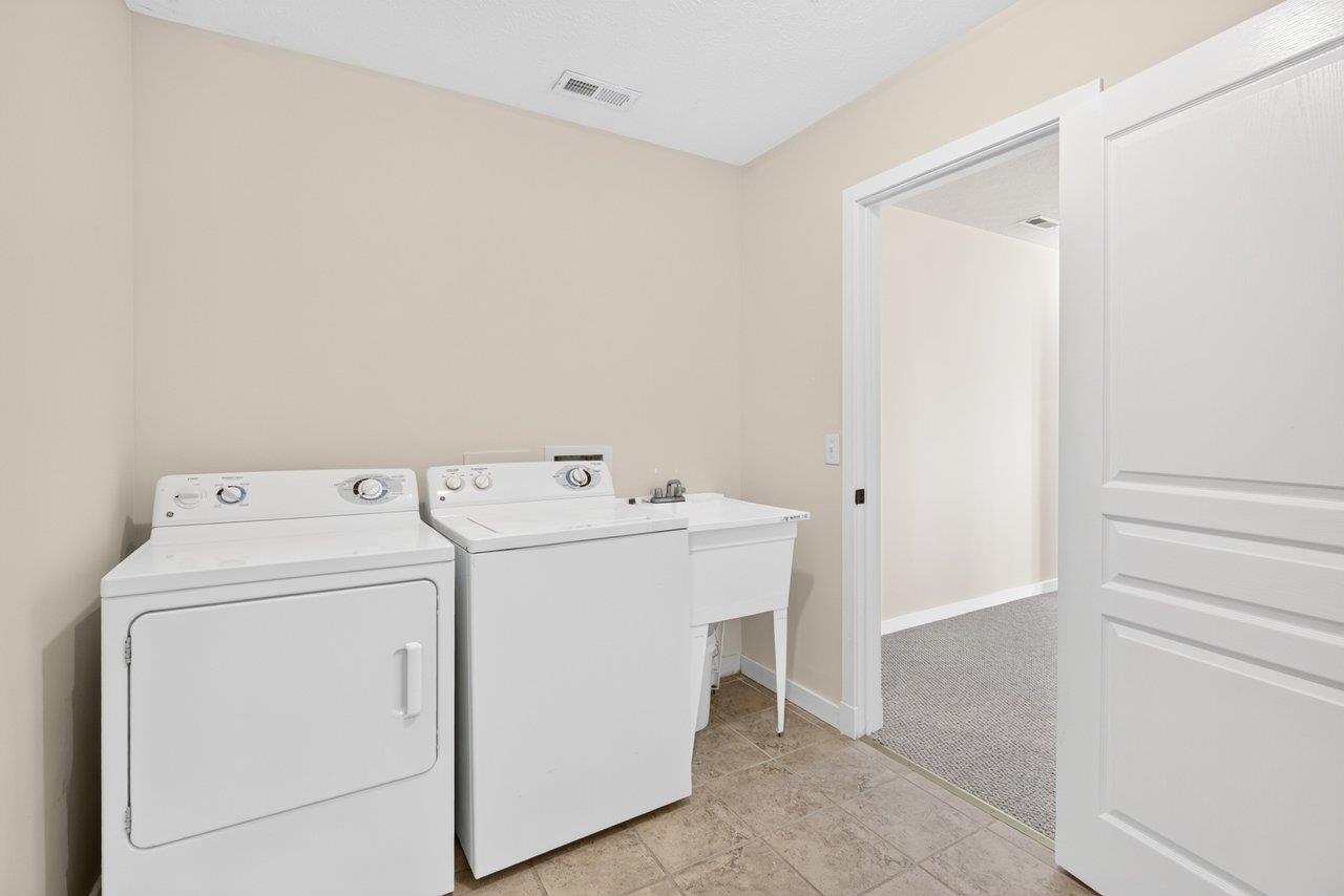 1233 FROST PL