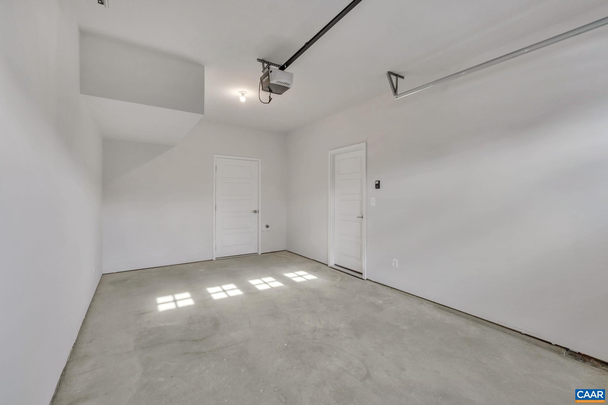 125 GIBRALTAR DR