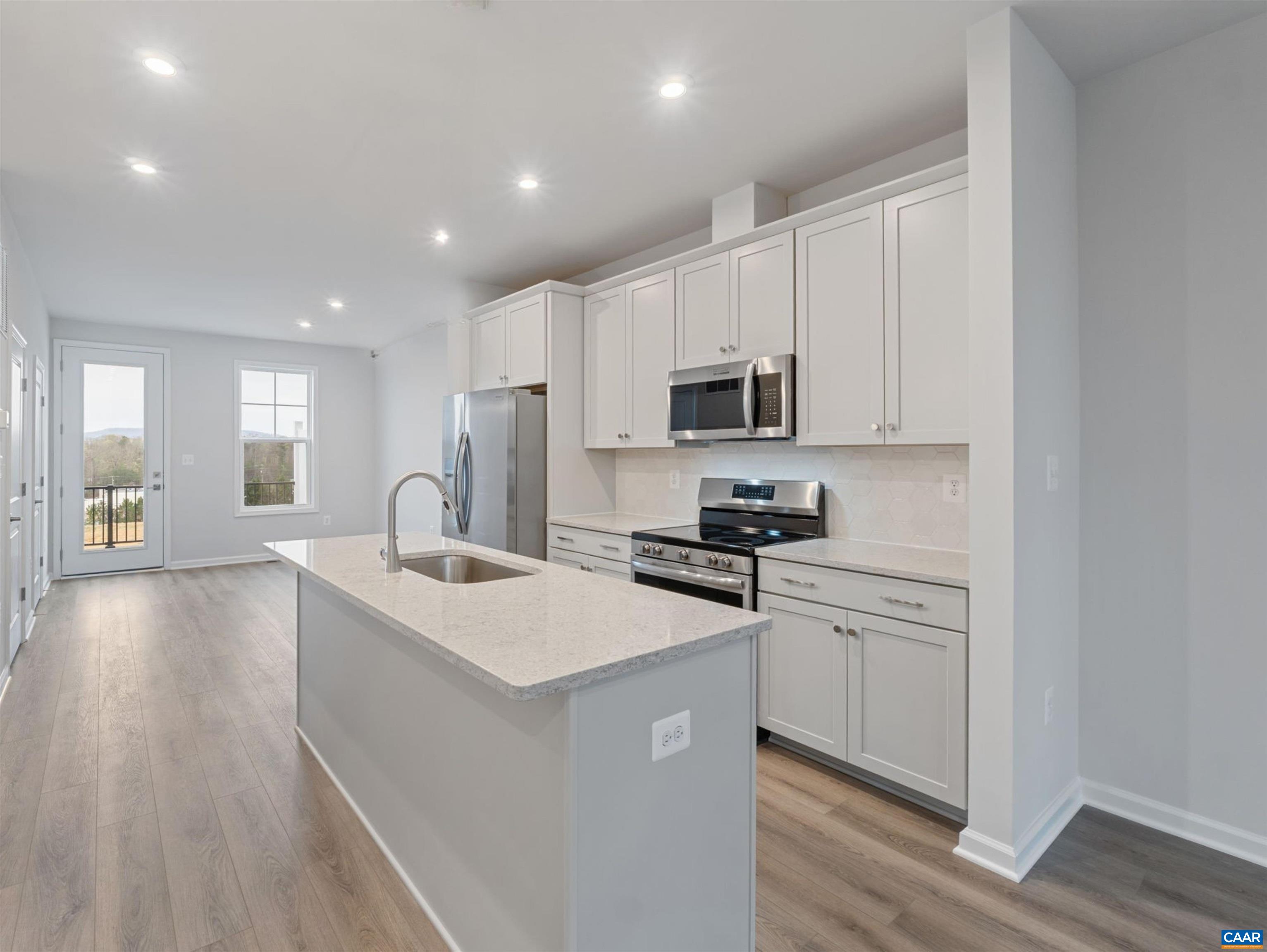 125 GIBRALTAR DR