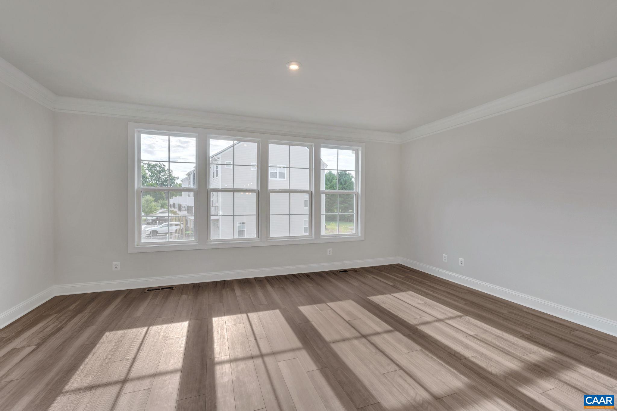 125 GIBRALTAR DR