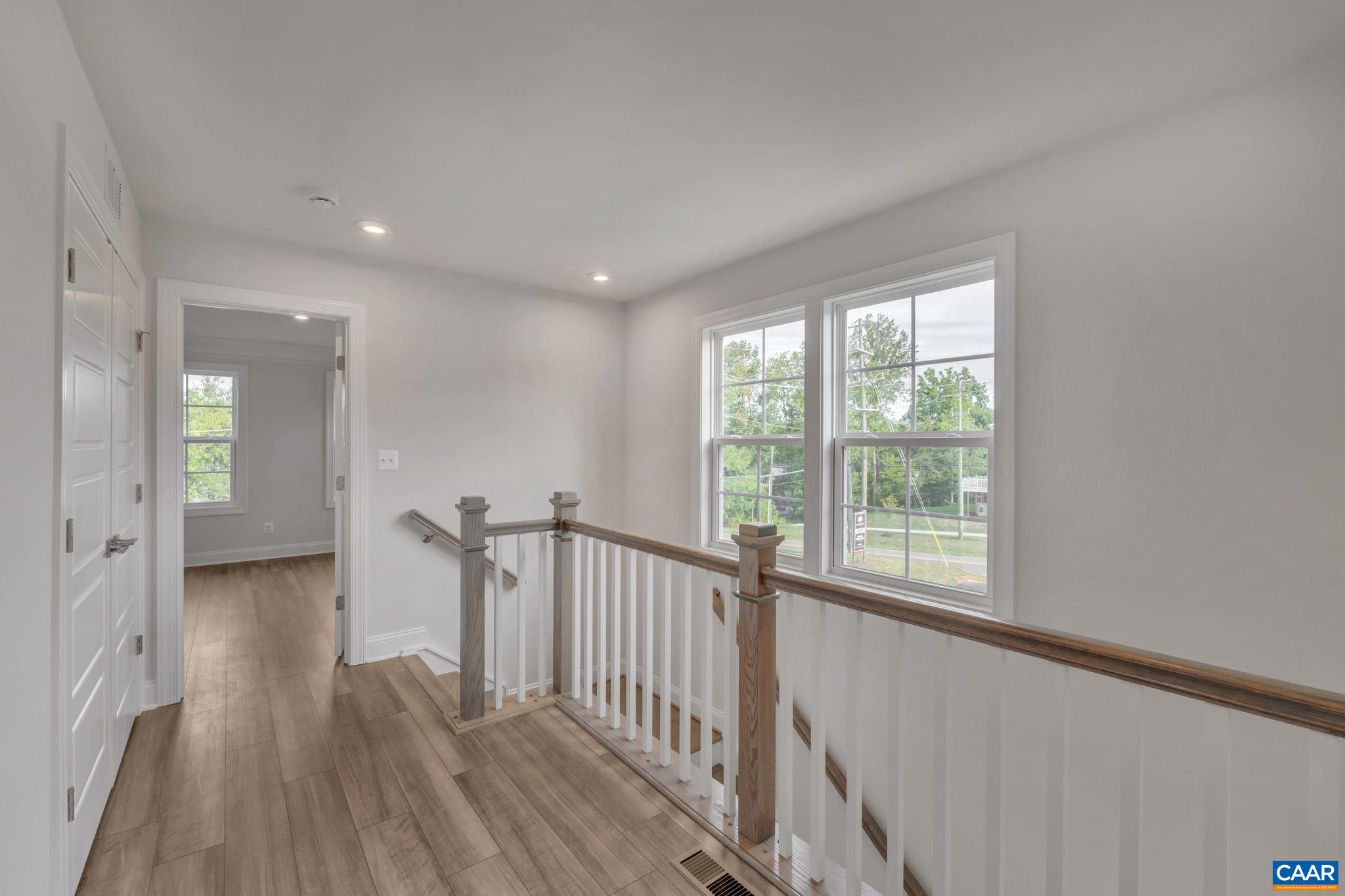 125 GIBRALTAR DR
