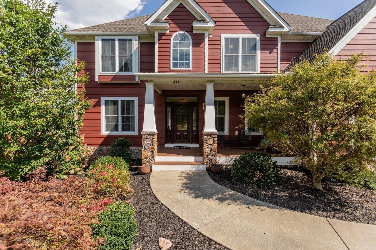 2114 MOCKINGBIRD LN