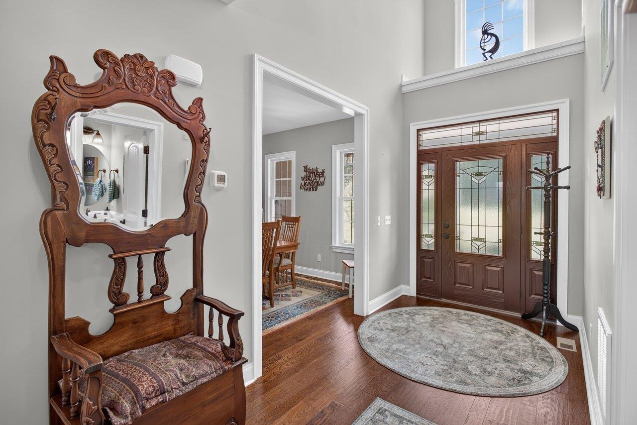 2114 MOCKINGBIRD LN