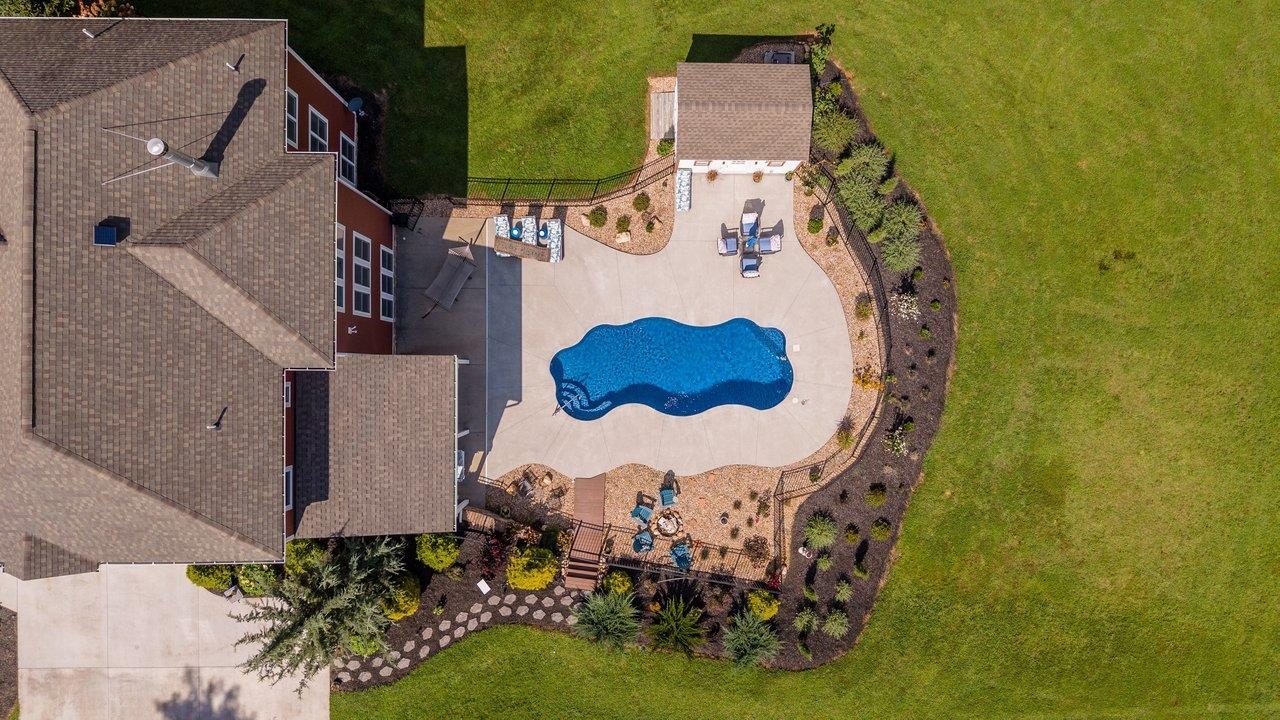 2114 MOCKINGBIRD LN
