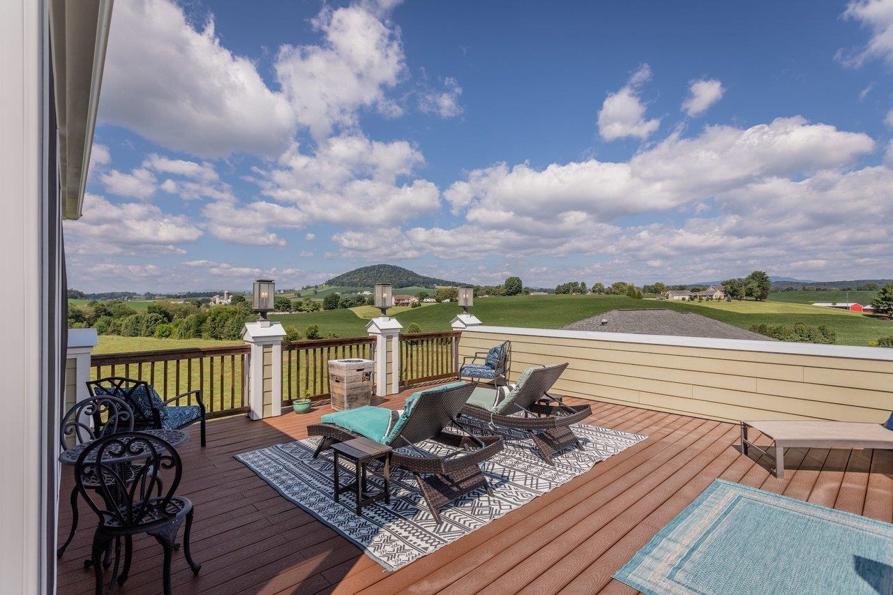 3525 WHITE OAK DR