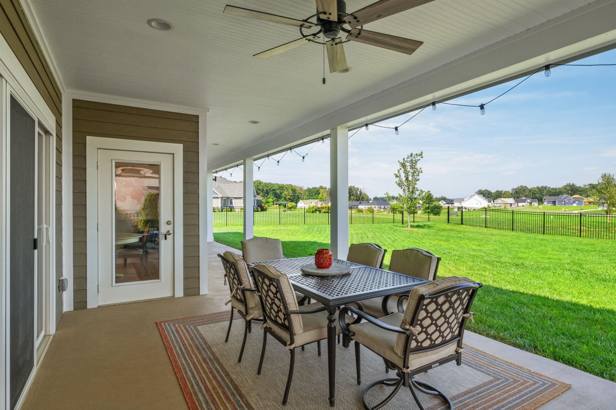 10100 DALMATIAN DR