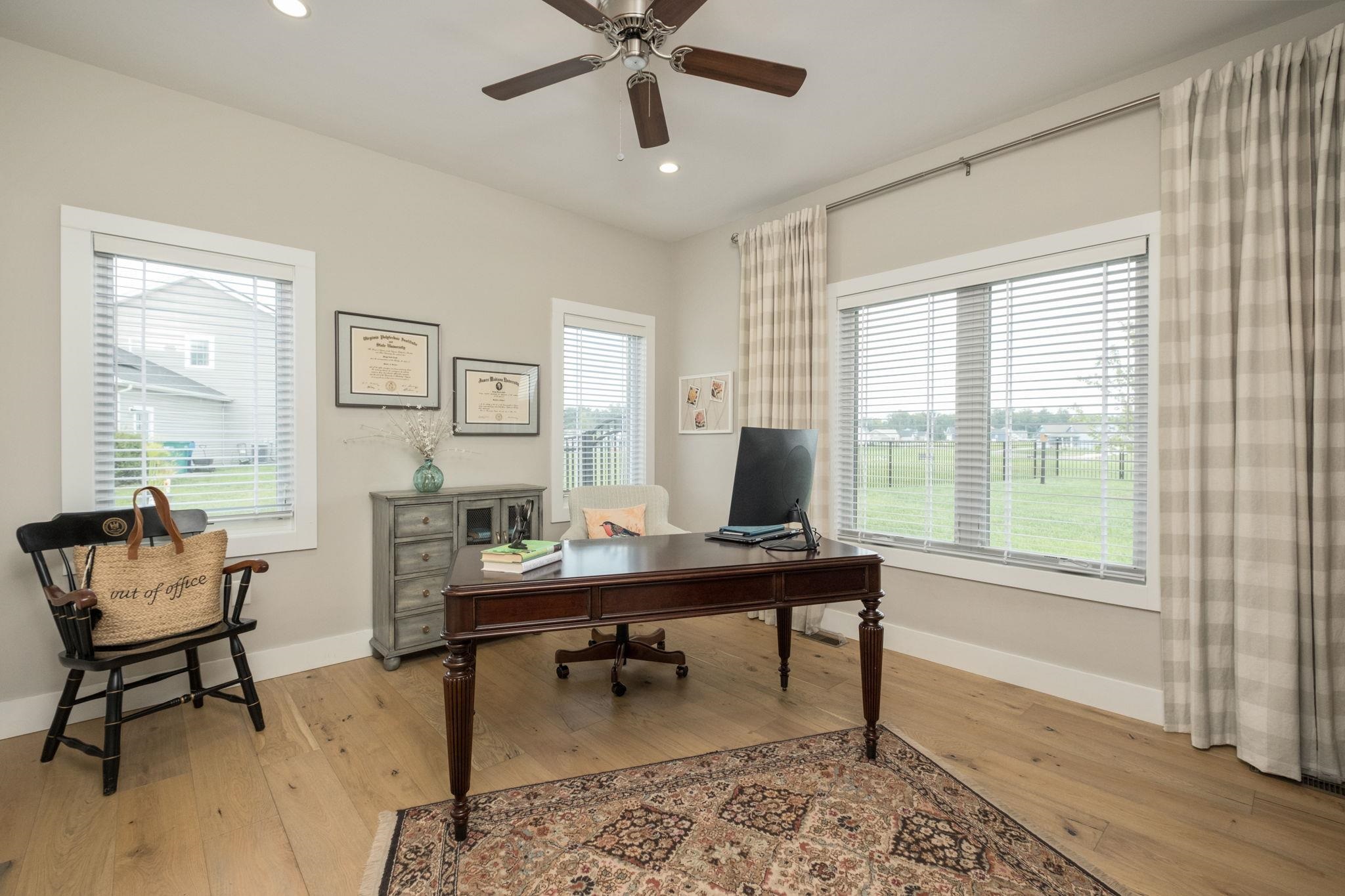 10100 DALMATIAN DR