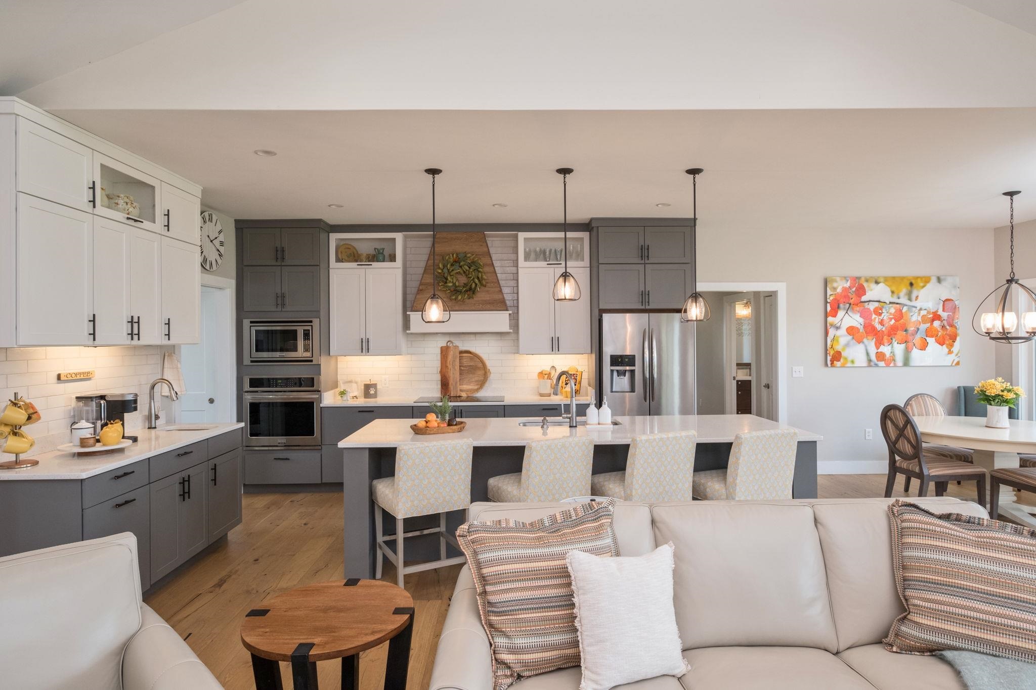 10100 DALMATIAN DR