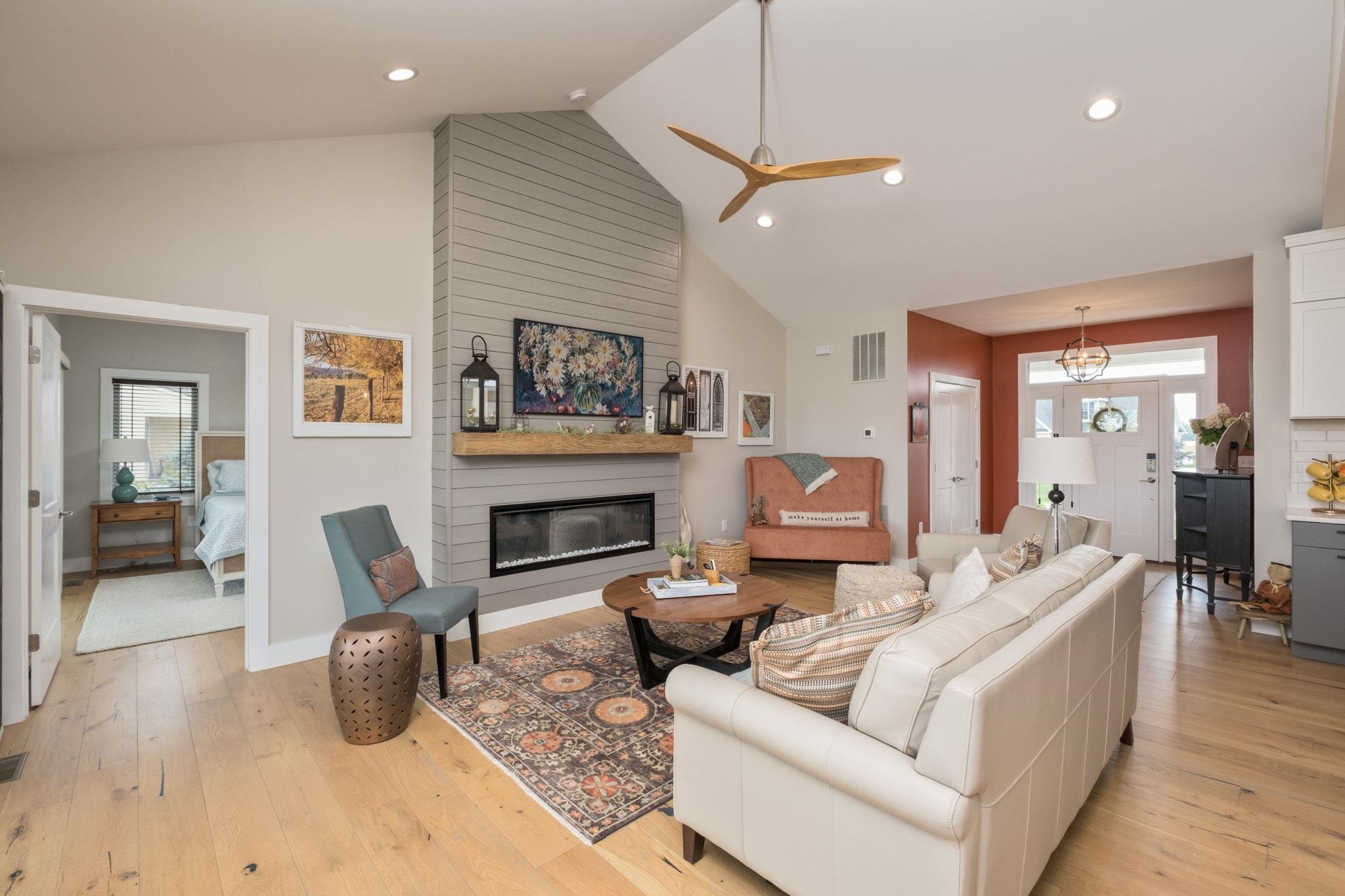 10100 DALMATIAN DR