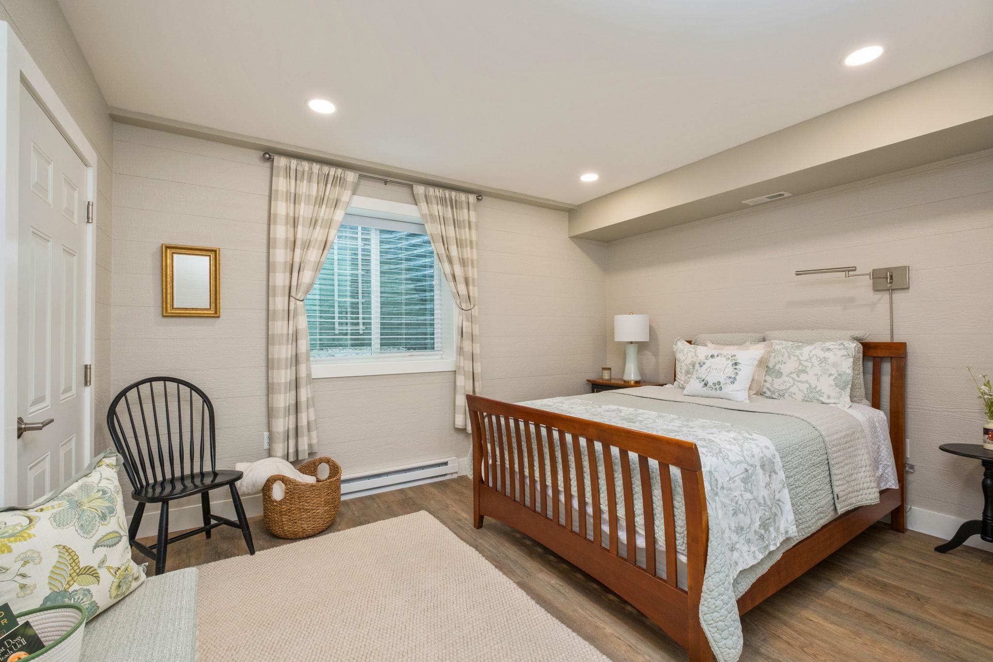 10100 DALMATIAN DR