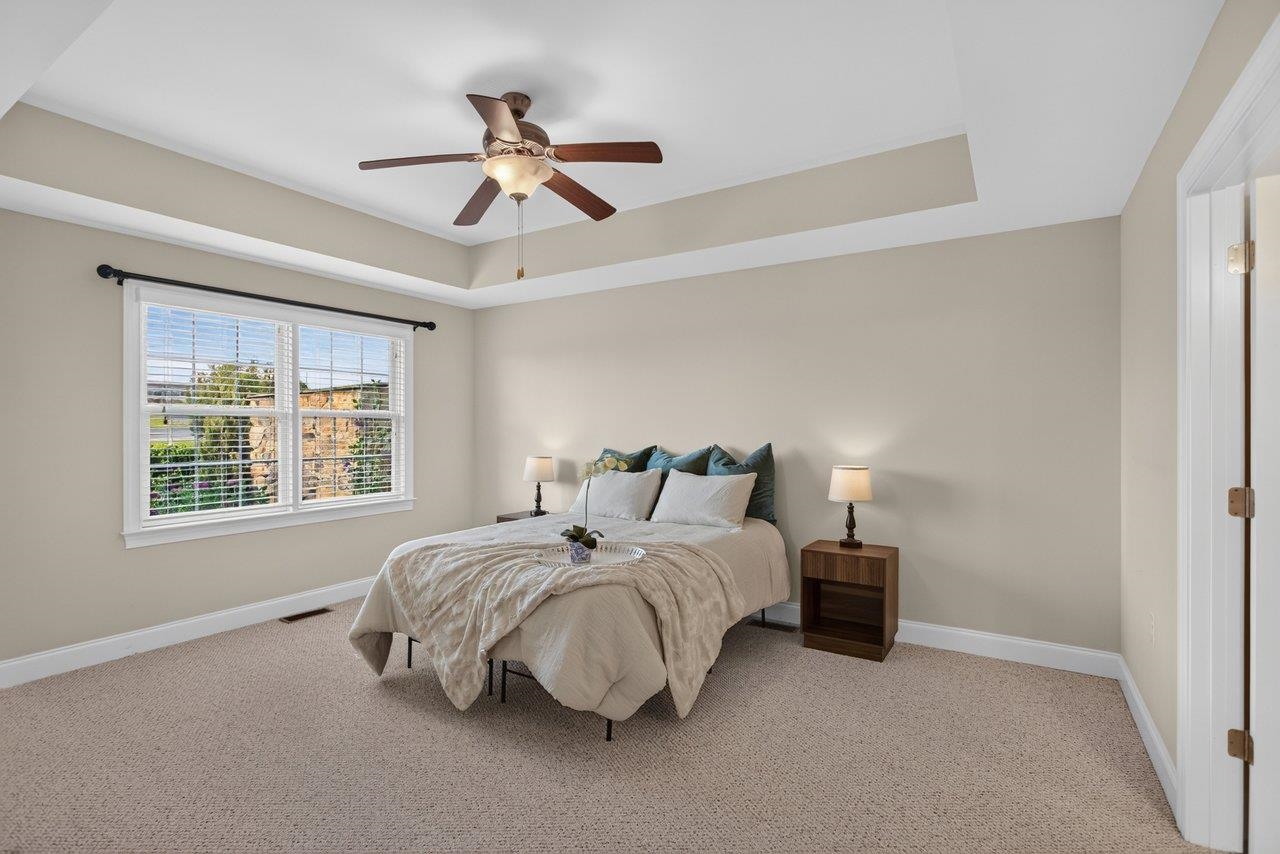1744 HERITAGE ESTATES CIR