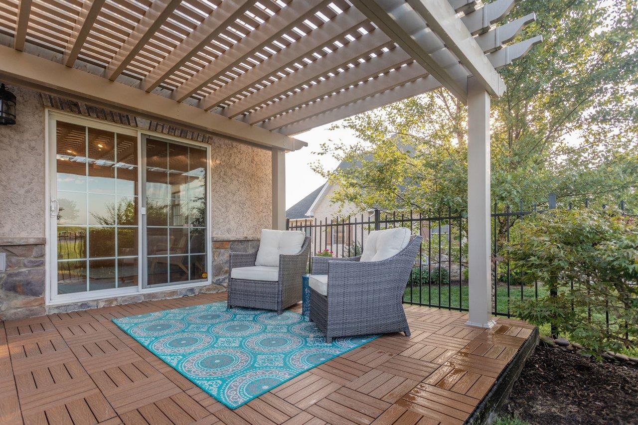 1744 HERITAGE ESTATES CIR