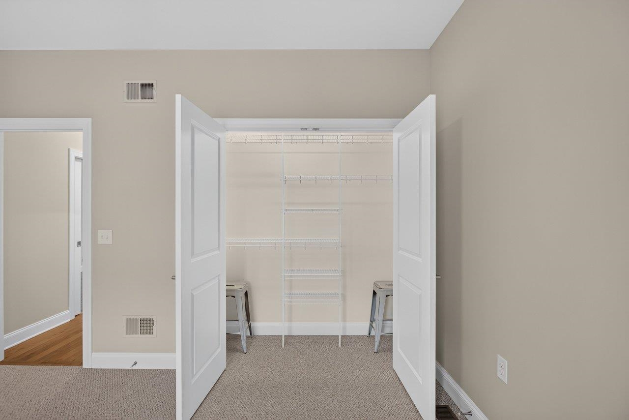 1744 HERITAGE ESTATES CIR
