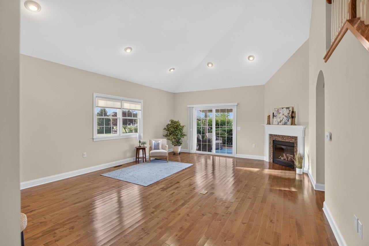 1744 HERITAGE ESTATES CIR
