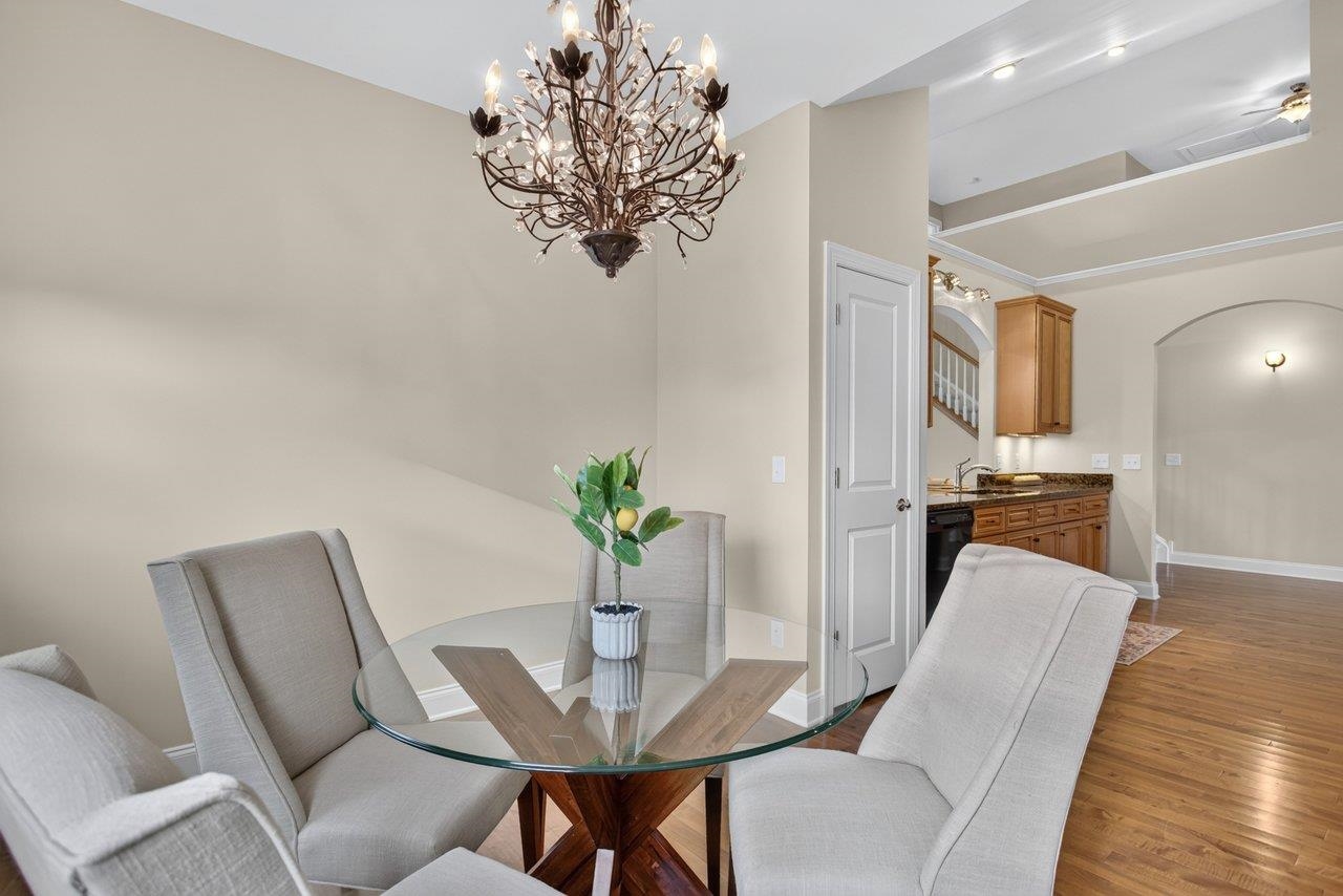 1744 HERITAGE ESTATES CIR