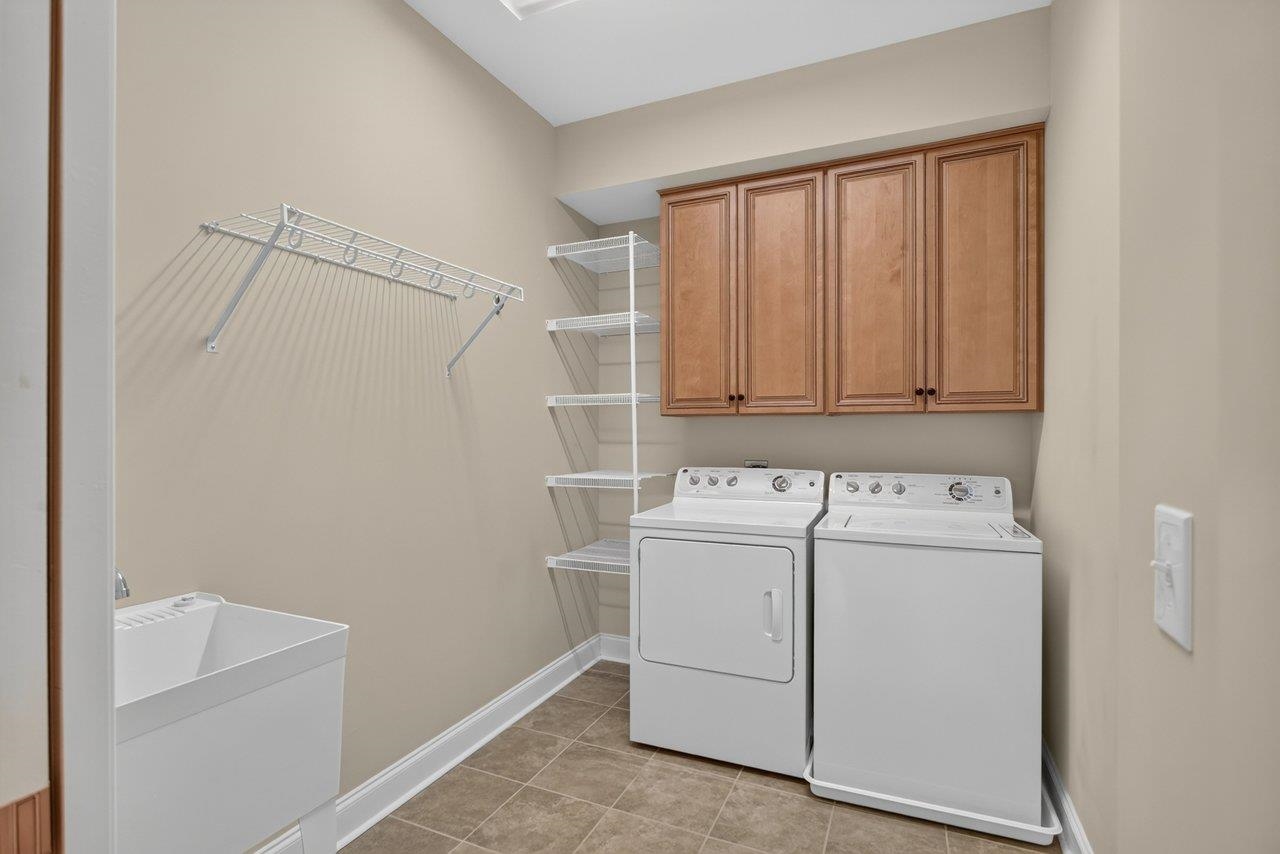 1744 HERITAGE ESTATES CIR