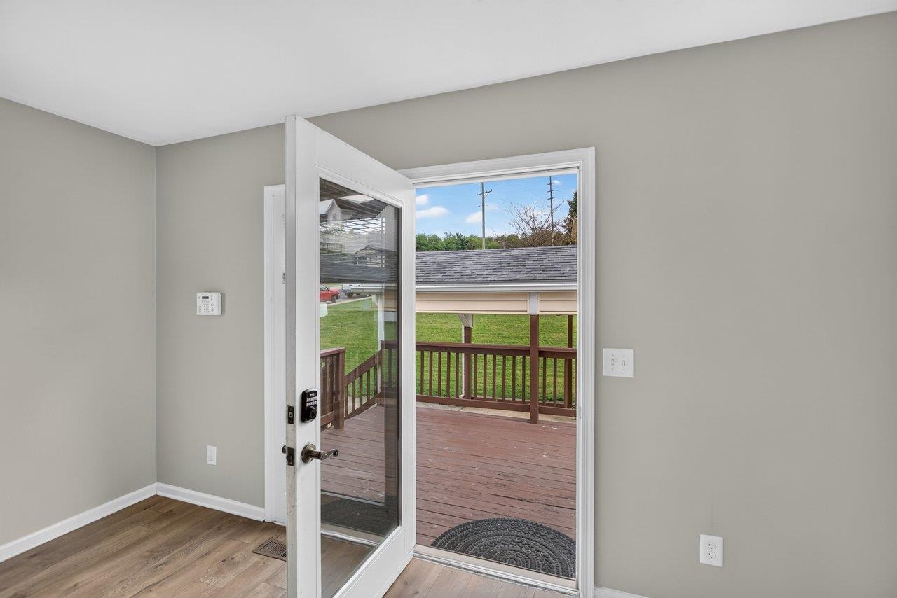 2110 RAMBLEWOOD RD