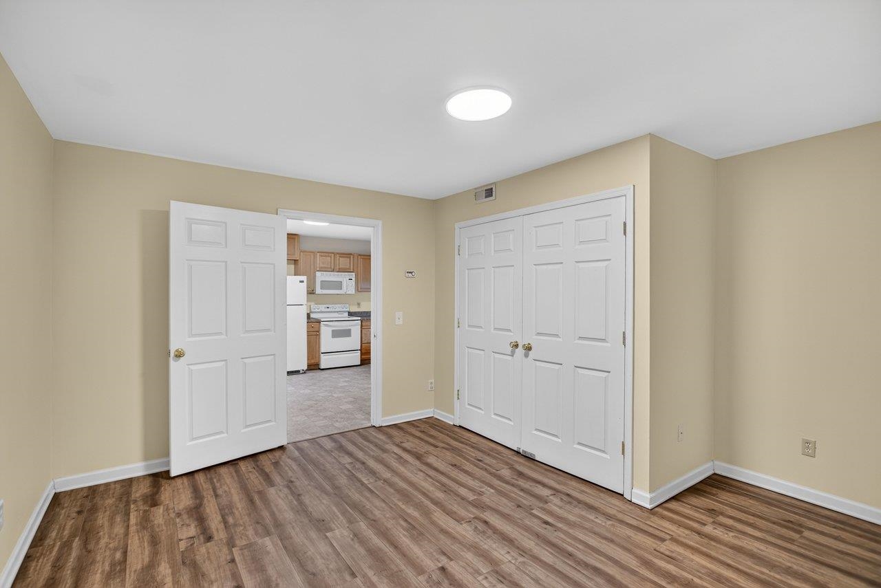 2110 RAMBLEWOOD RD