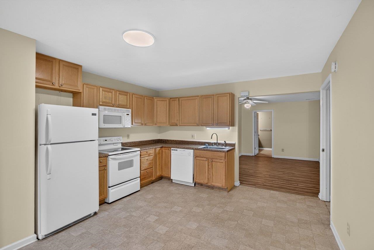 2110 RAMBLEWOOD RD