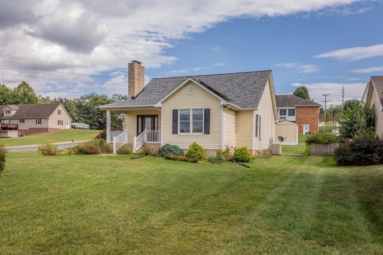 2110 RAMBLEWOOD RD