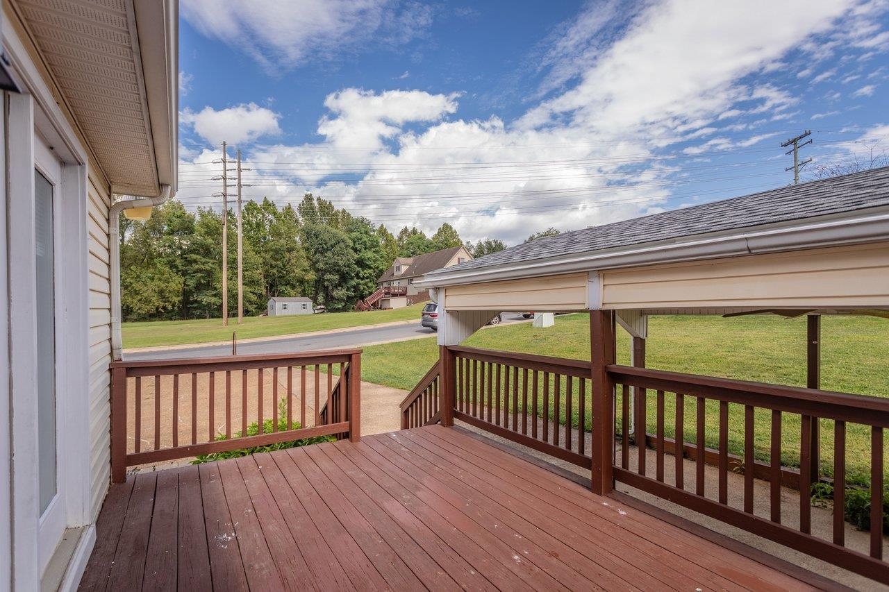2110 RAMBLEWOOD RD