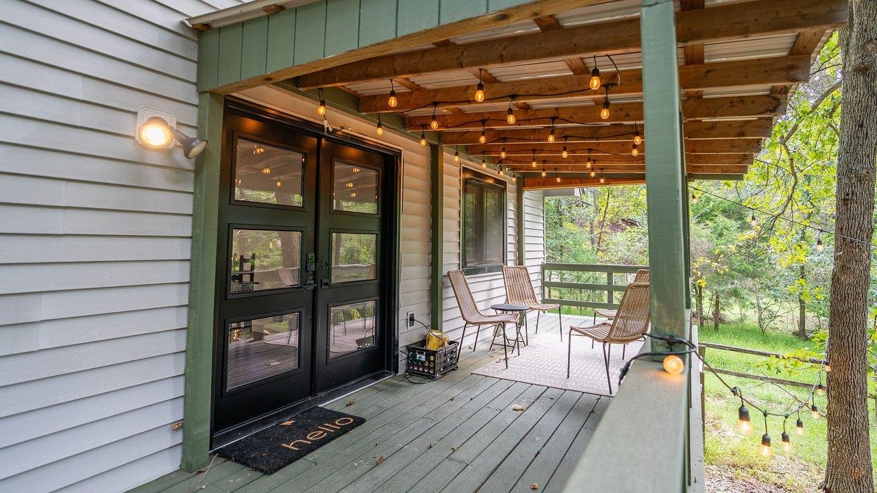 2299 MOUNTAIN DR