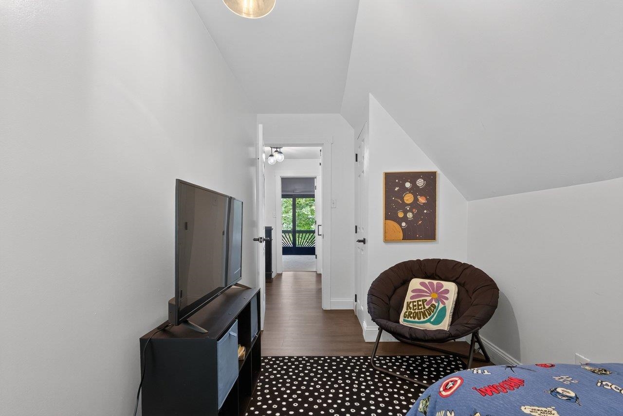 2299 MOUNTAIN DR