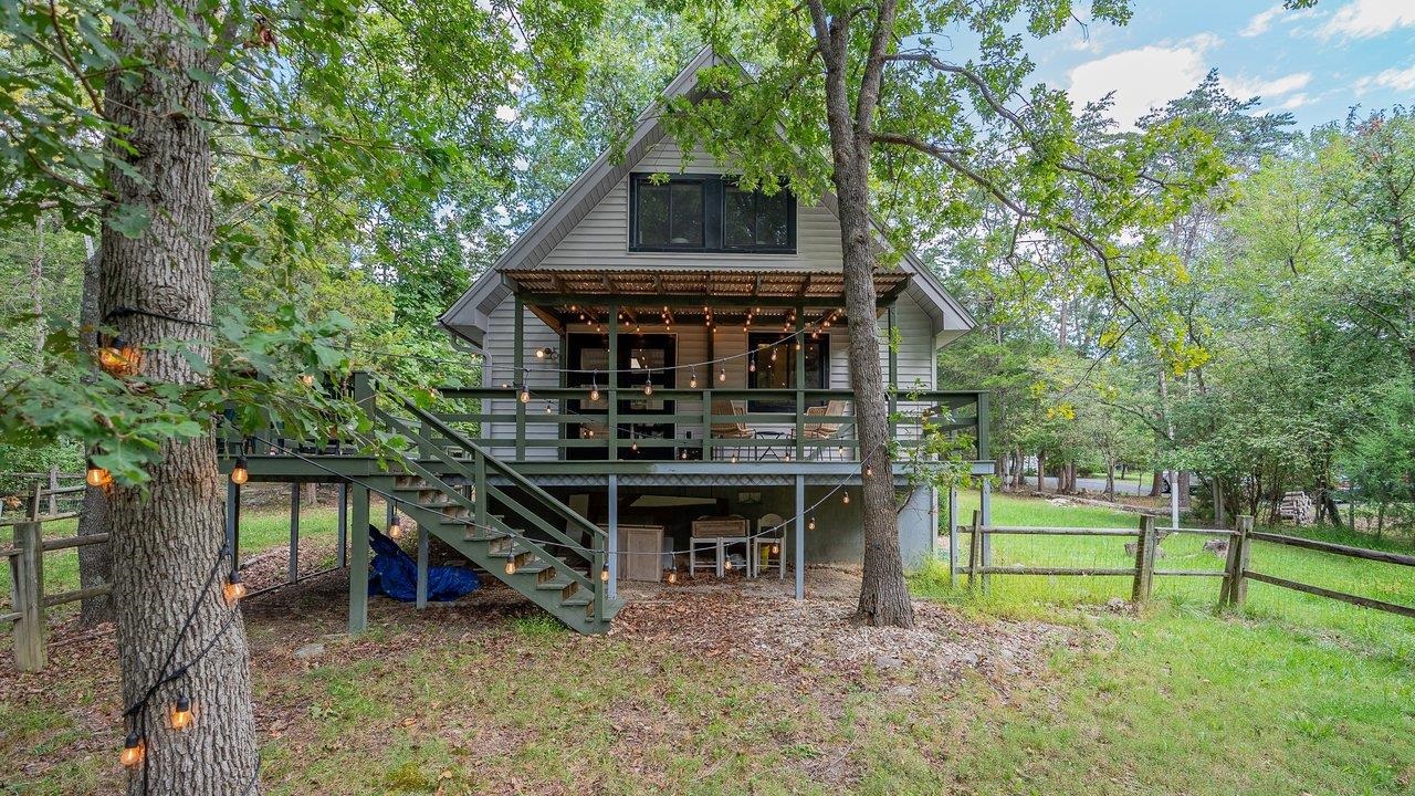 2299 MOUNTAIN DR