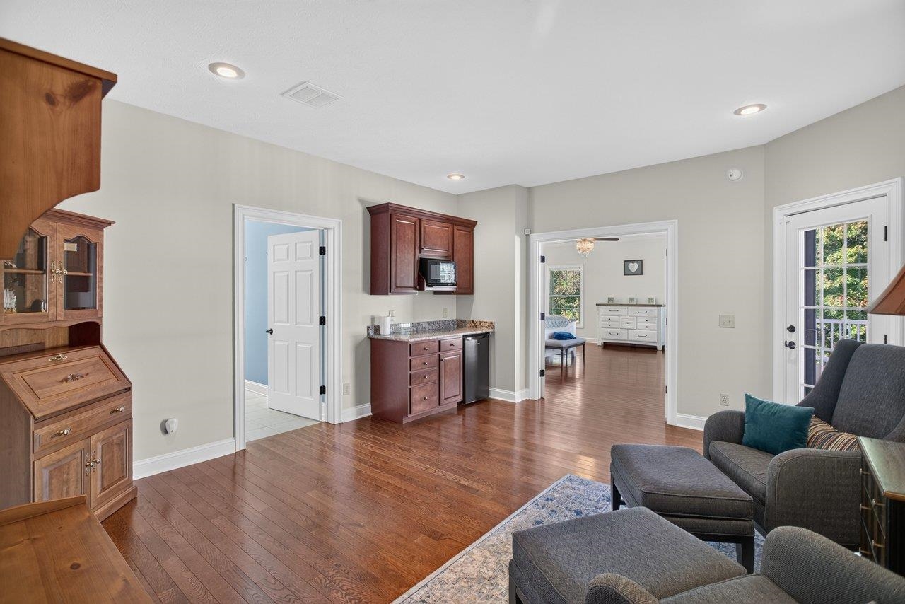 3343 ARGYLE CT