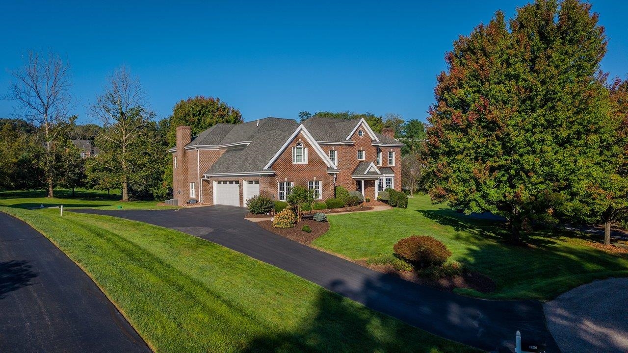 3343 ARGYLE CT