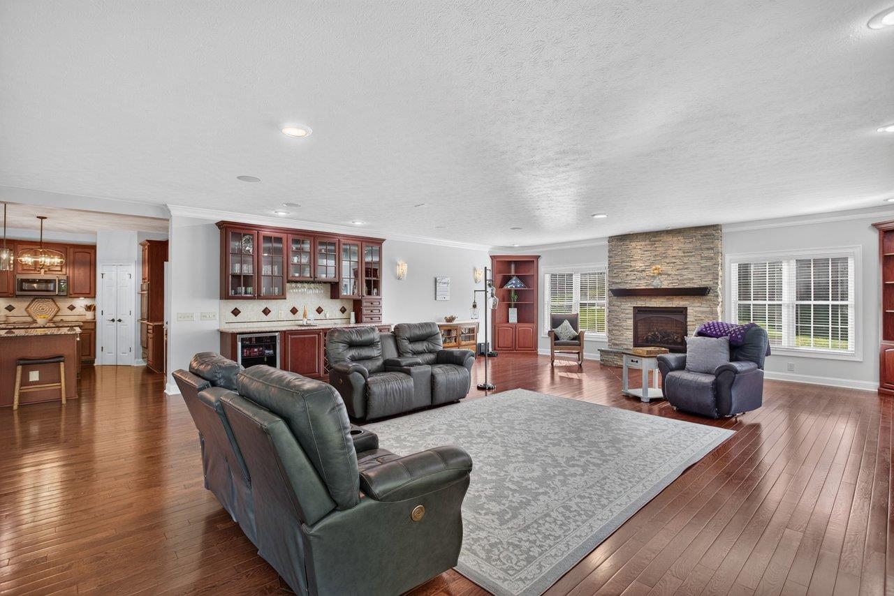 3343 ARGYLE CT