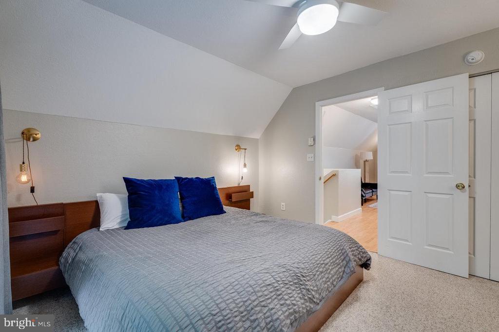 188 SHAMOKIN SPRINGS TRL